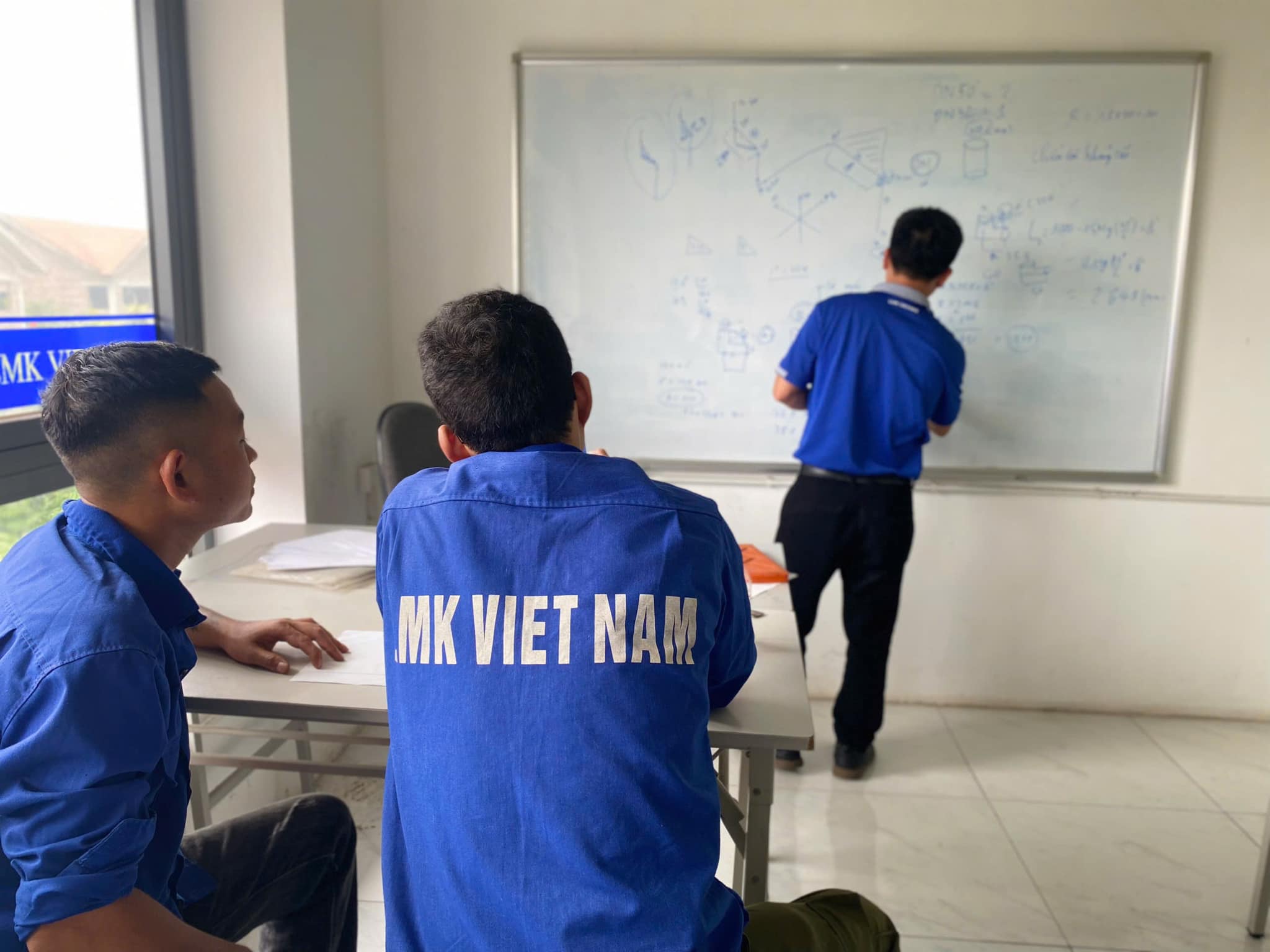 vietnam manpower