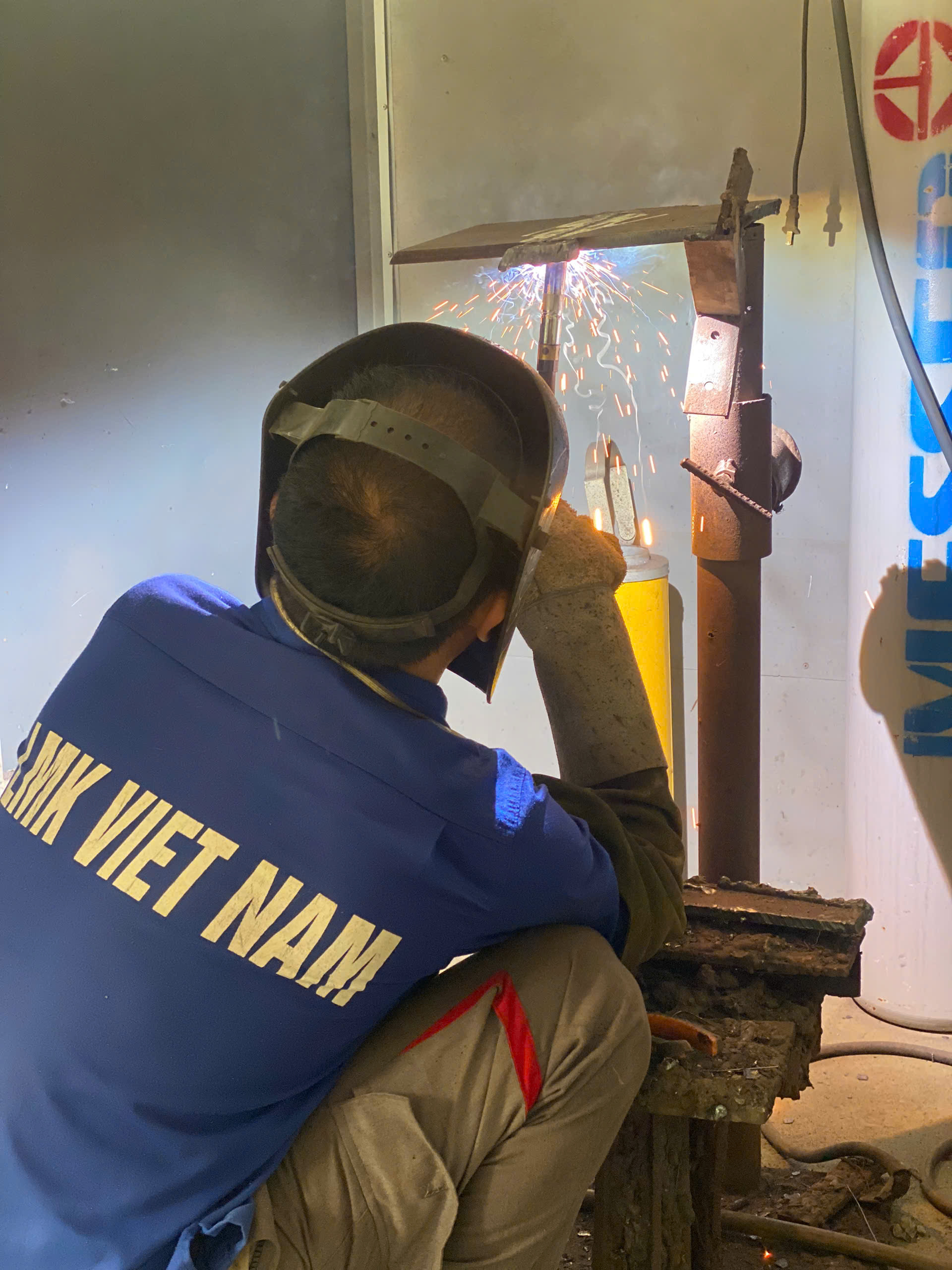 vietnam manpower