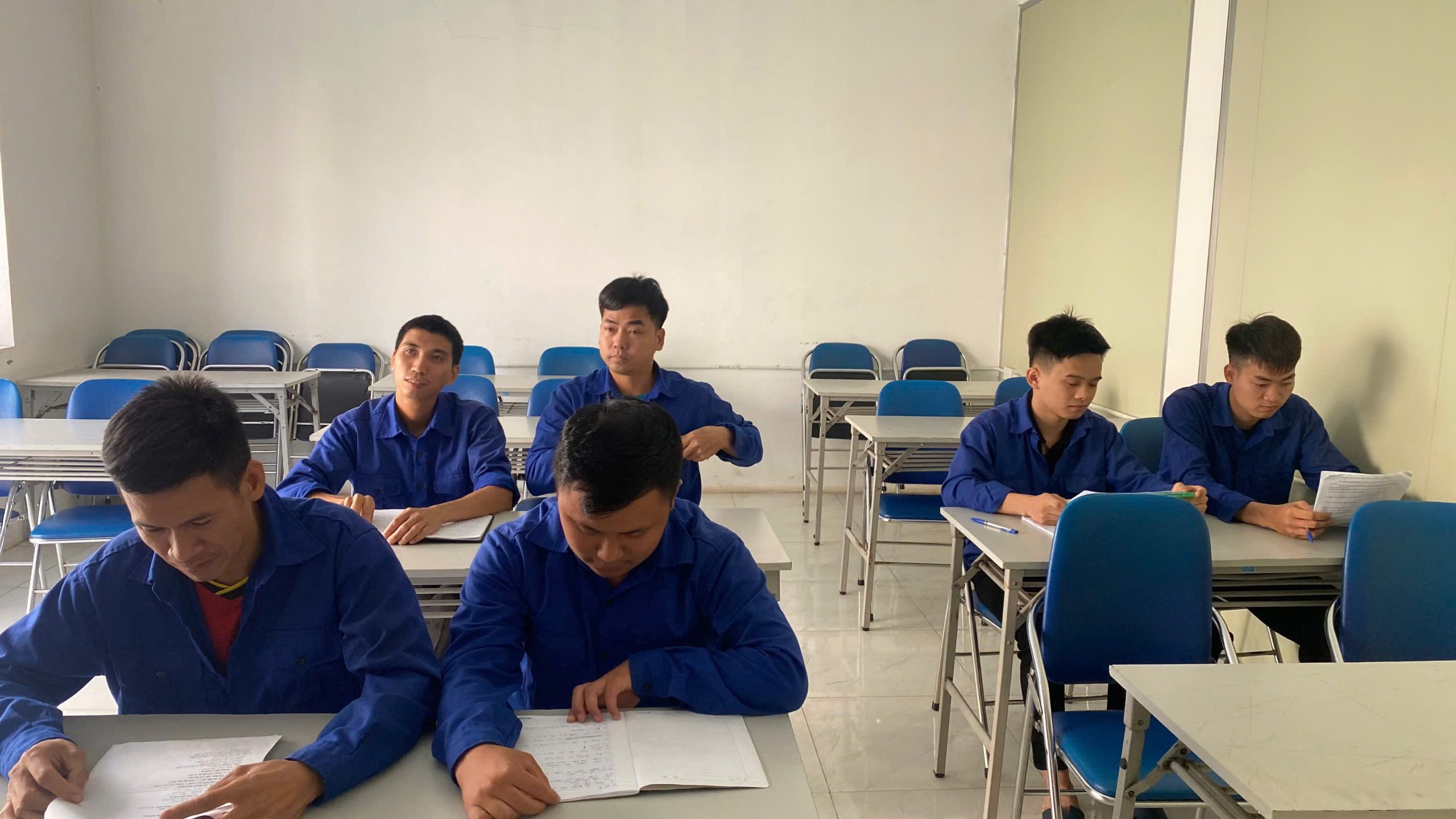 vietnam manpower