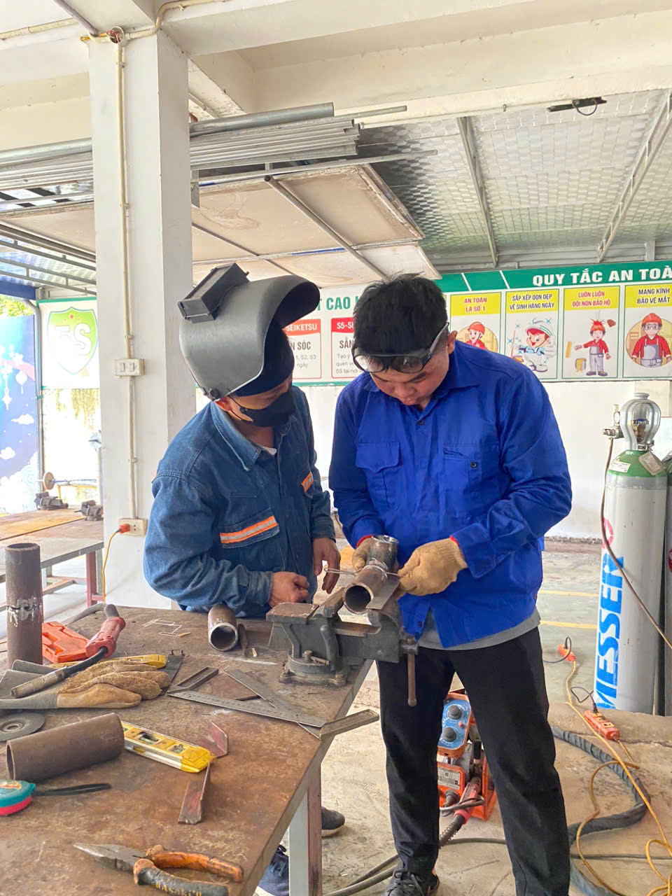 vietnam manpower