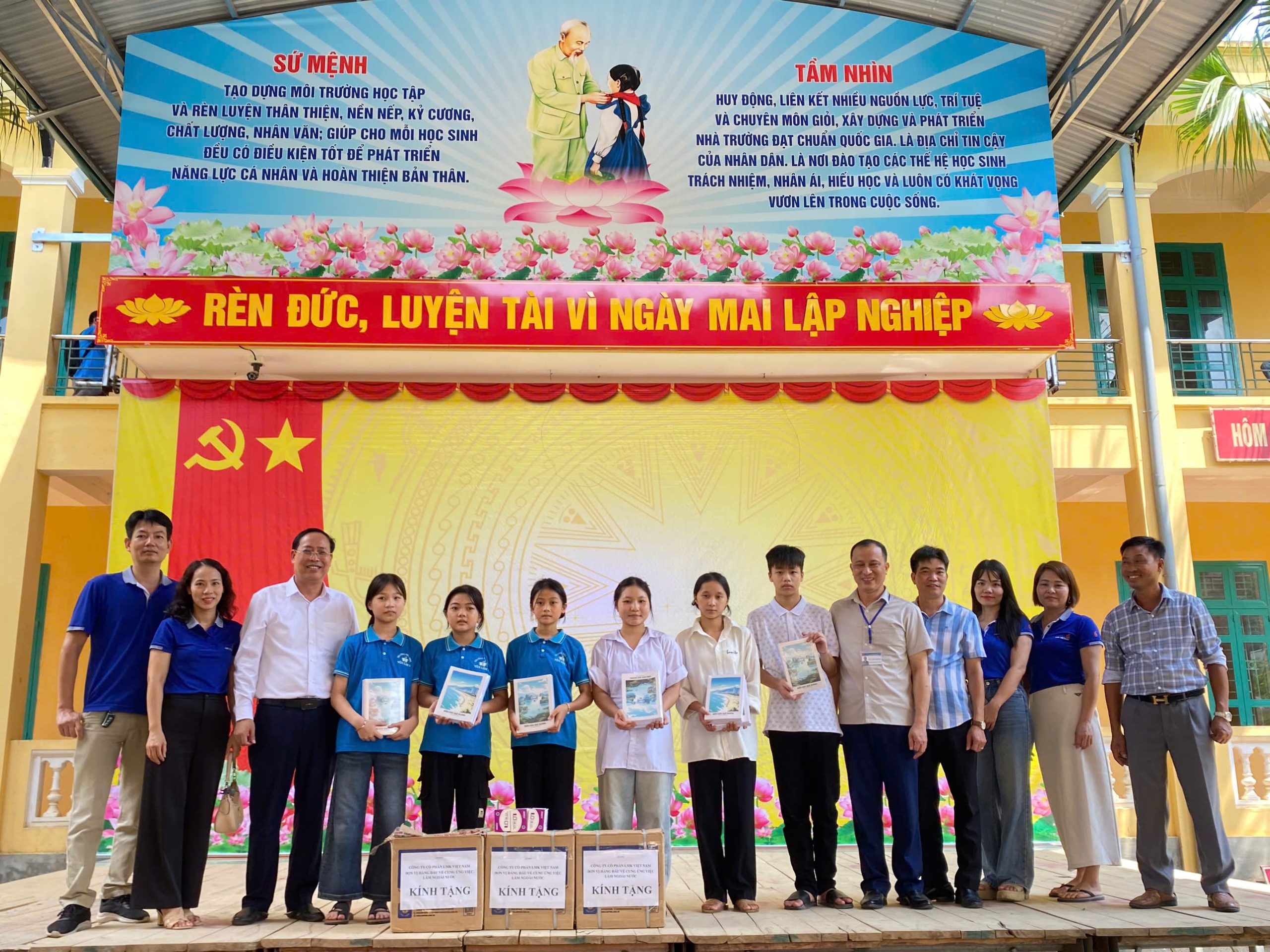 vietnam manpower