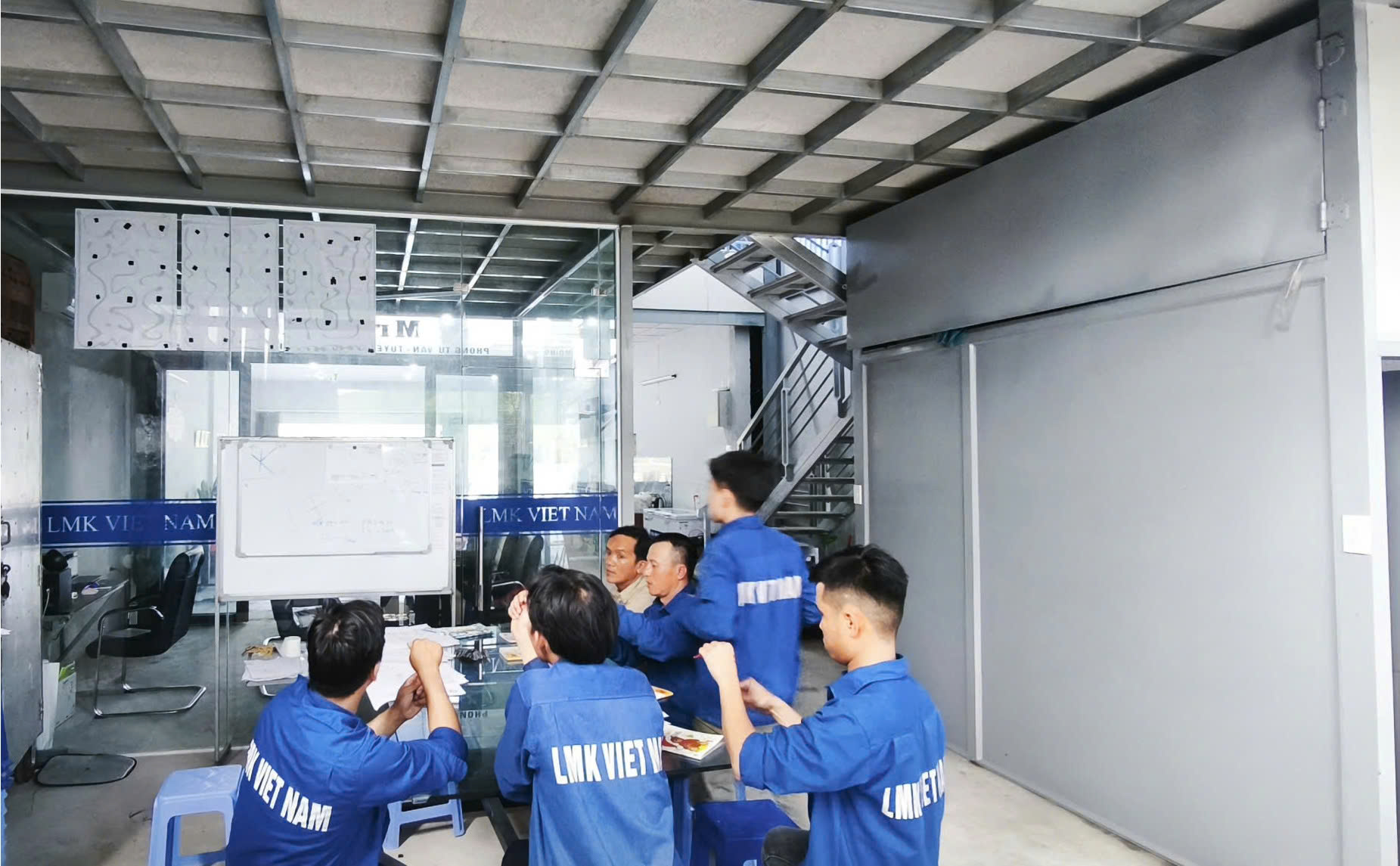 vietnam manpower