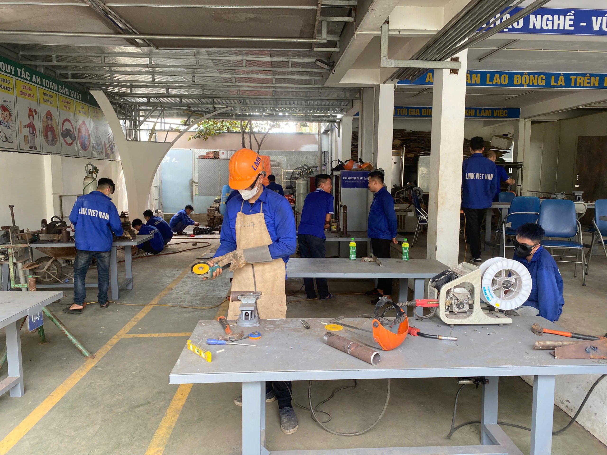 vietnam manpower