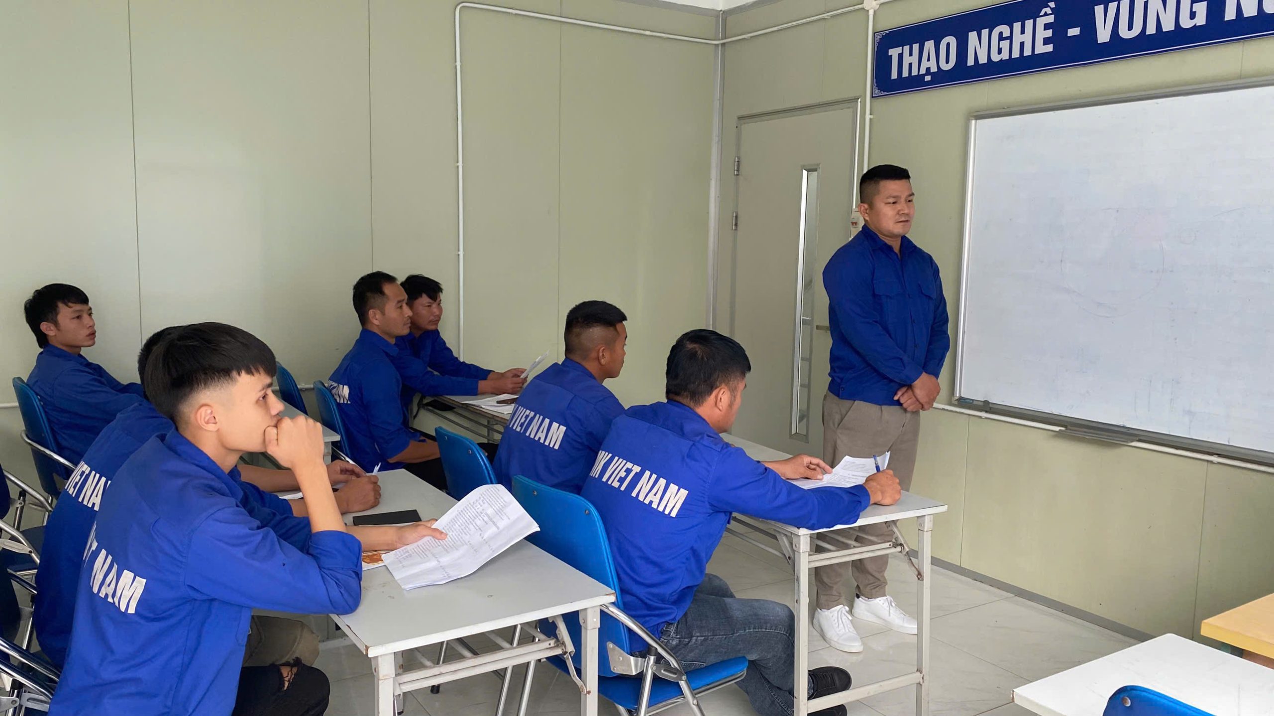vietnam manpower