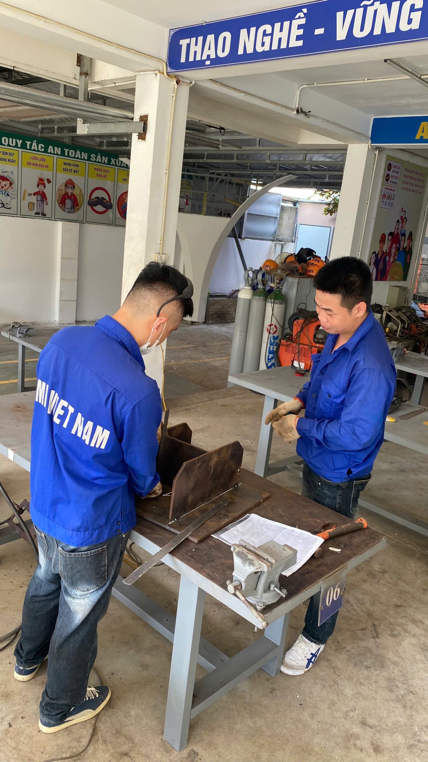 vietnam manpower