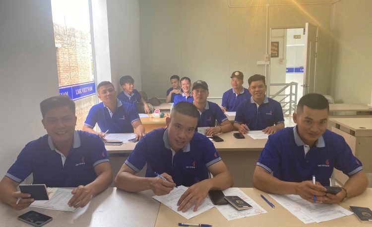 LMK Việt Nam Romania