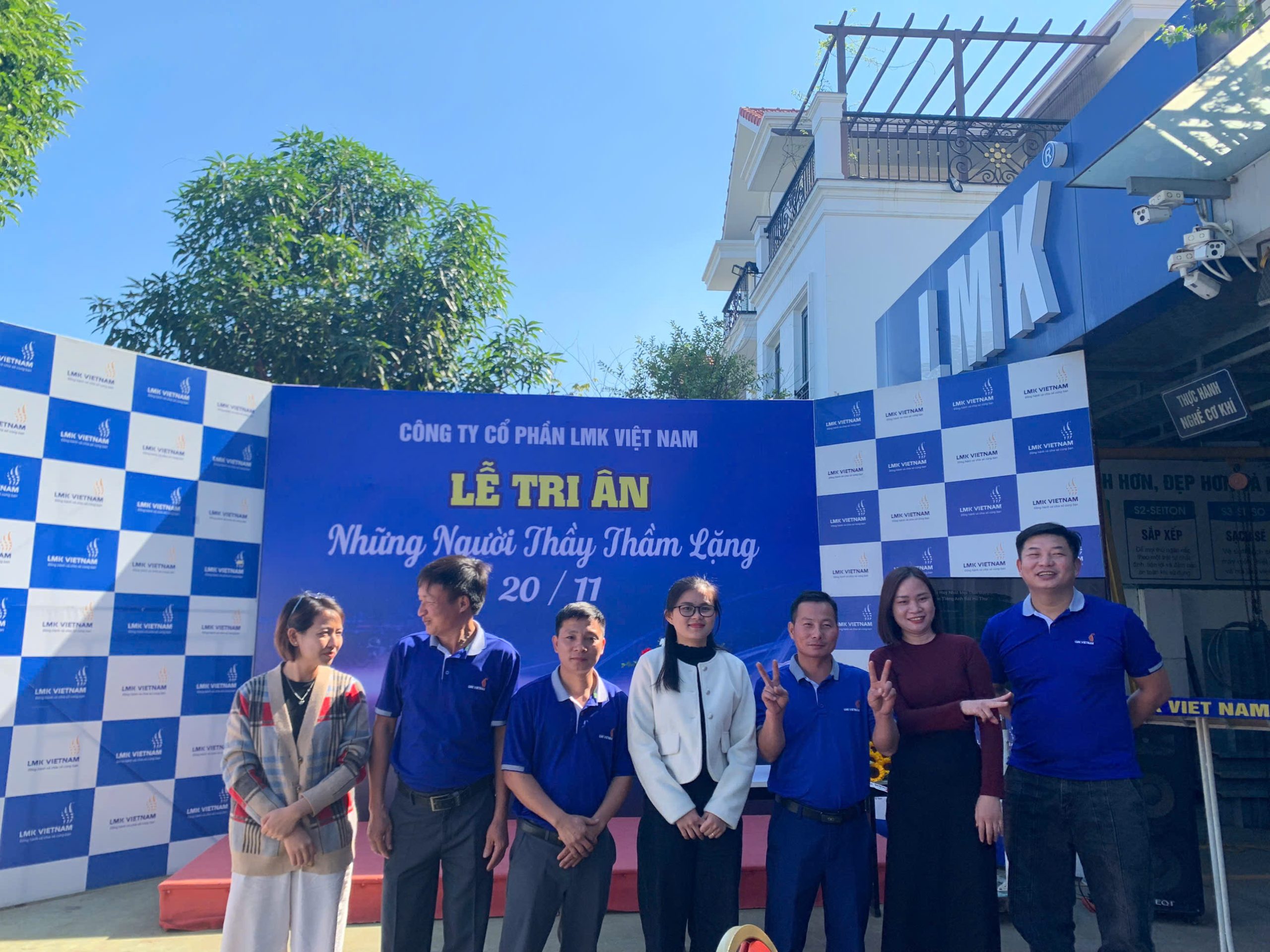 lmk việt nam 20/11